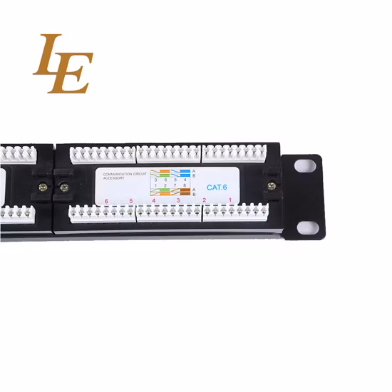 Le 1u UTP 12 ポート Crs パッチ パネル Cat5 クローネ IDC ネットワーク アクセサリ